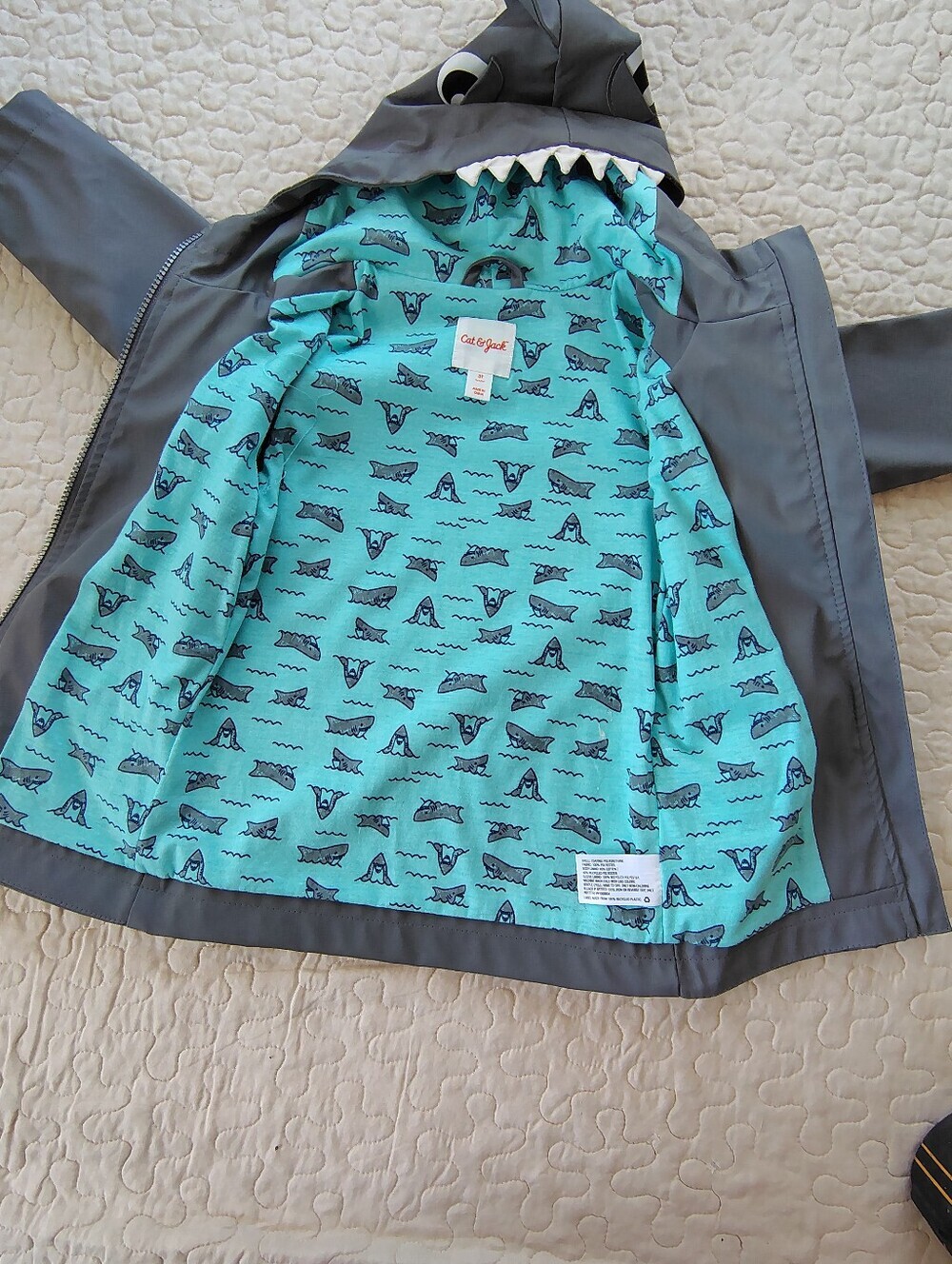 Cat & Jack Teal Shark-Print Tee Size 3. - Picture 7 of 11
